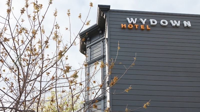 Photo of Wydown Hotel