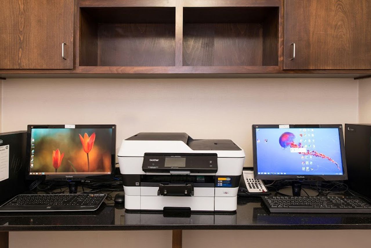 Photo of Holiday Inn Express & Suites Fresno (River Park) Hwy 41, an IHG Hotel