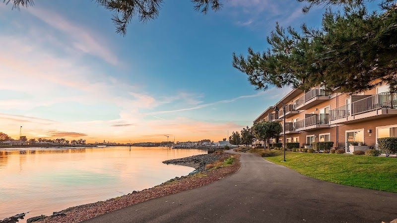 Photo of Best Western Plus Bayside Hotel