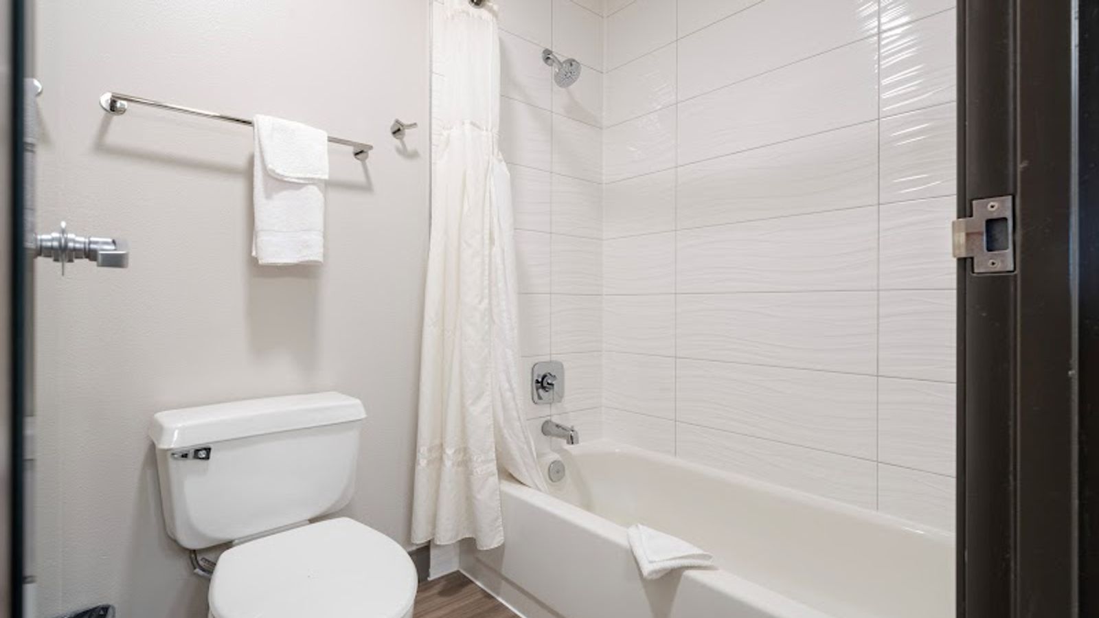 Photo of Best Western Lake Oswego/Portland Hotel & Suites