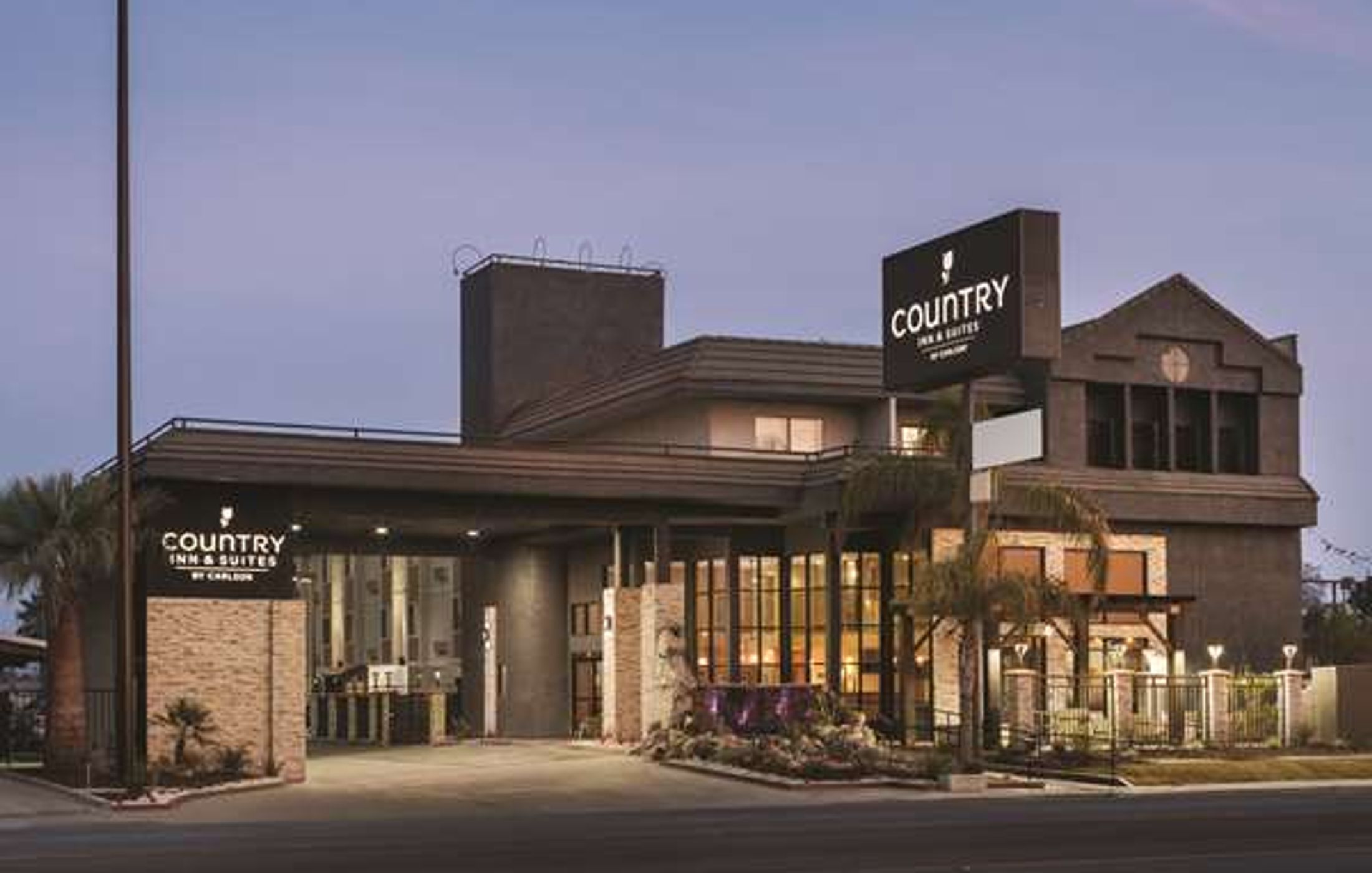 Country Inn & Suites by Radisson, Bakersfield, CA