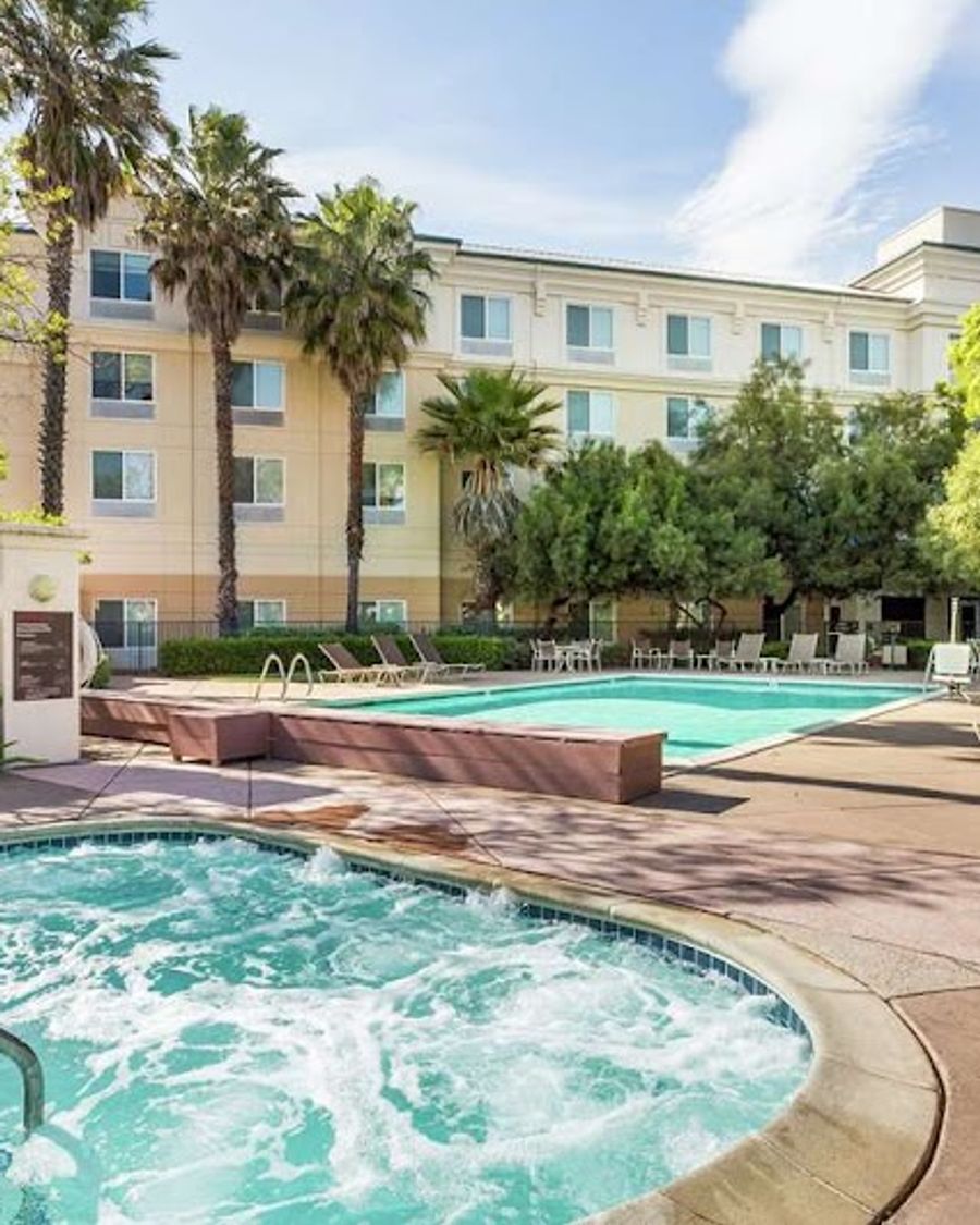 Hilton Garden Inn Fairfield