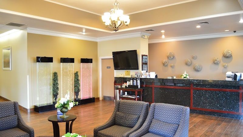 Photo of Best Western Cascadia Inn