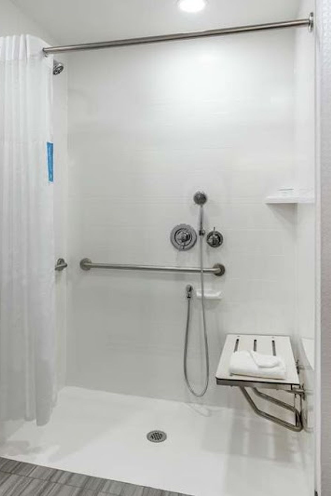 Photo of Hampton Inn Oakland Downtown-City Center