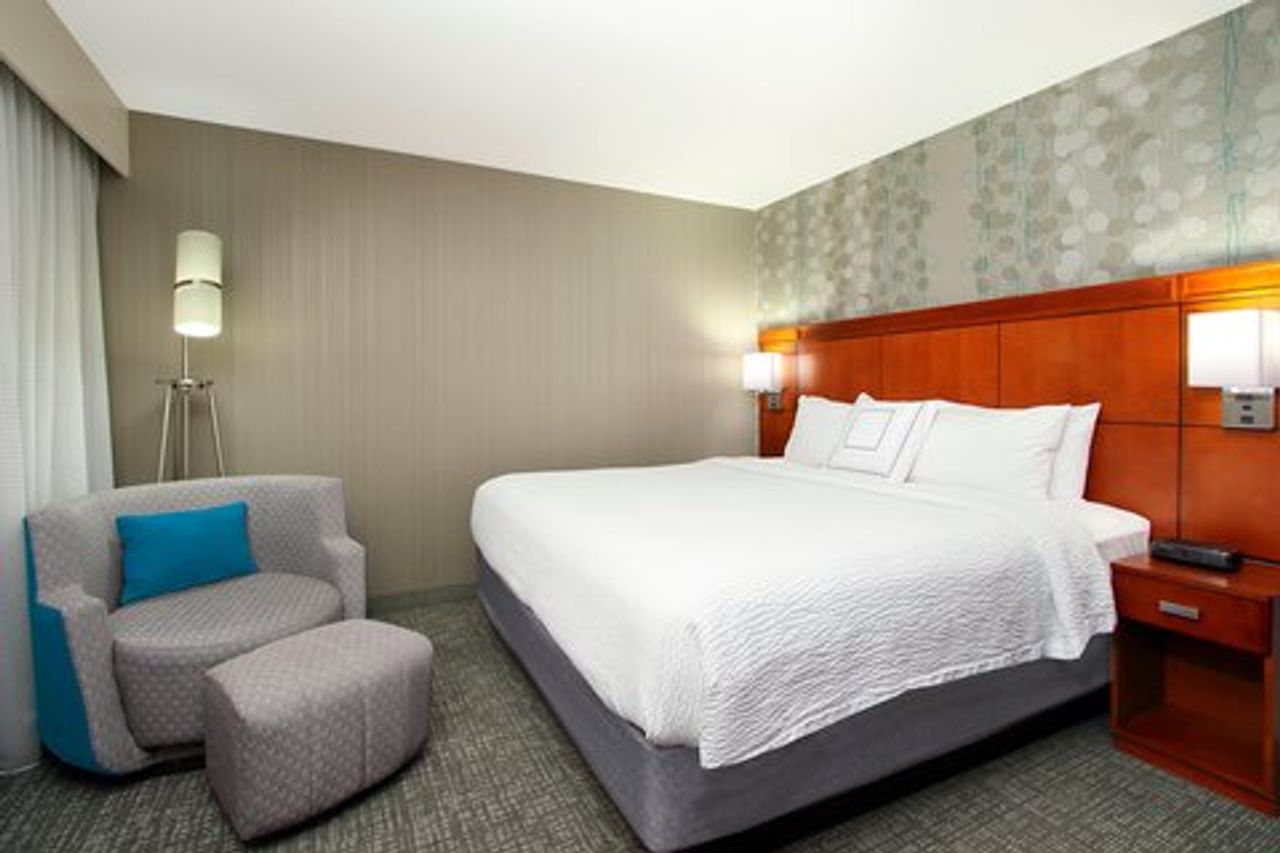 Photo of Courtyard Oakland Downtown