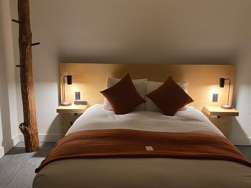 Photo of Heliotrope Hotel