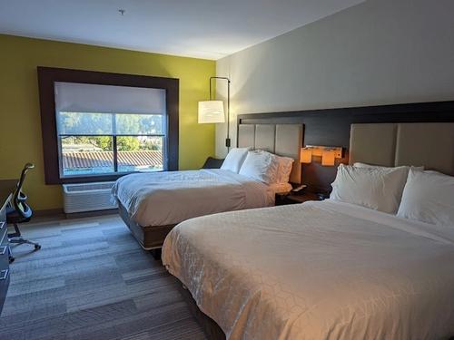 Photo of Holiday Inn Express & Suites San Jose Airport, an IHG Hotel