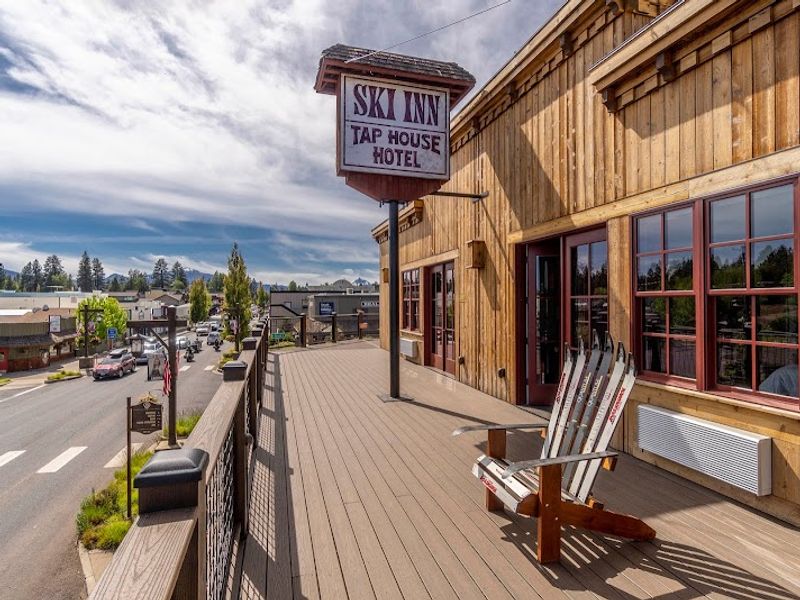 Photo of Ski Inn Taphouse and Hotel