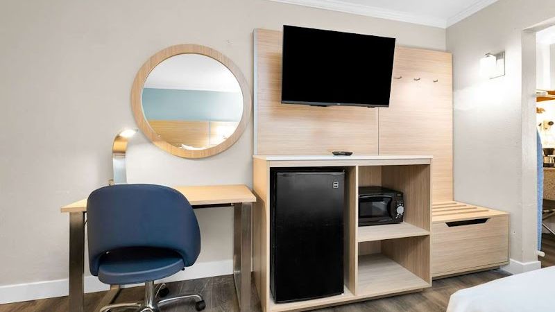 Photo of SureStay by Best Western San Francisco Marina District