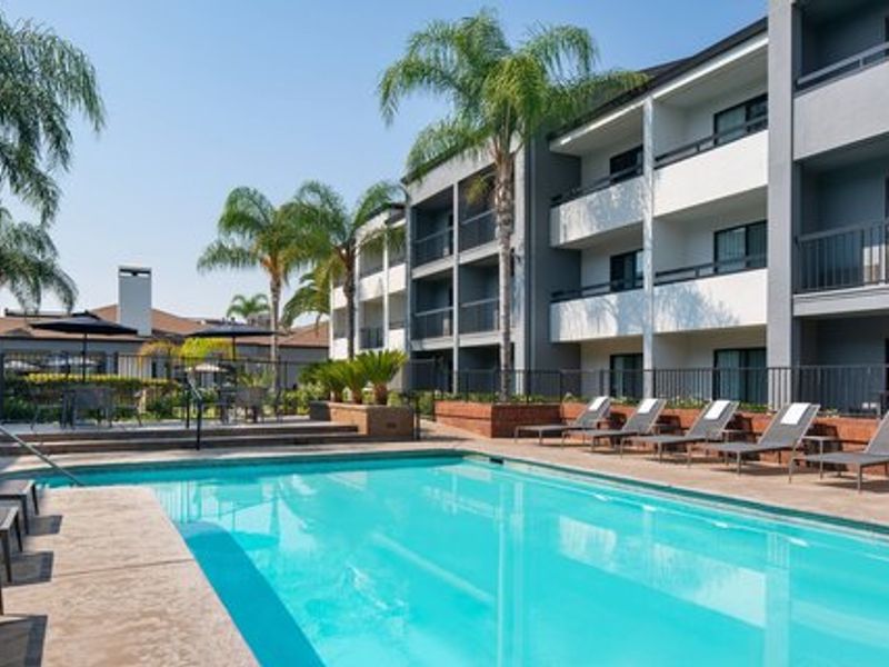 Photo of Courtyard Fresno