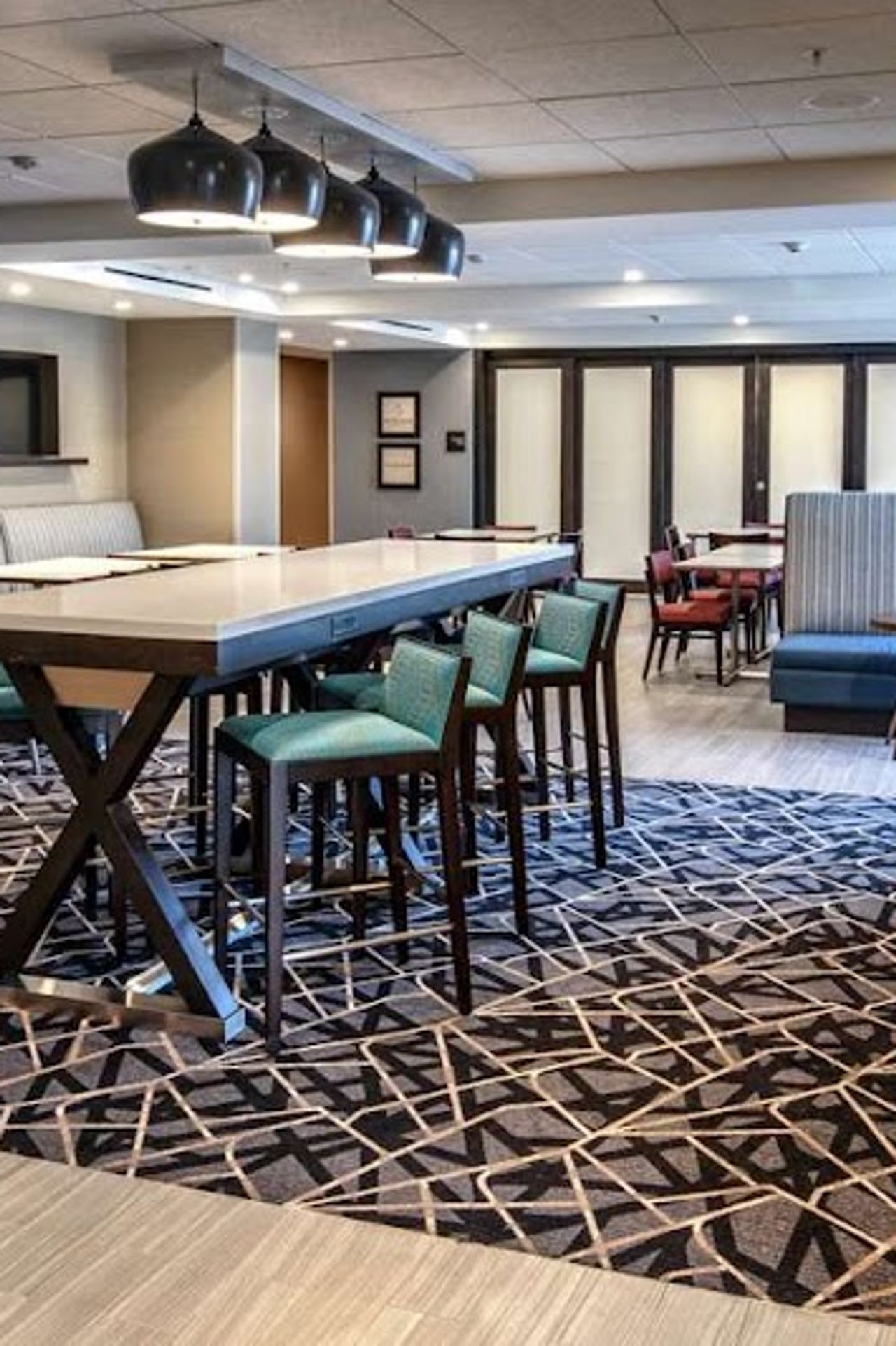 Photo of Hampton Inn Fresno Airport