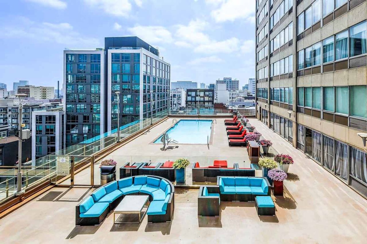 Holiday Inn San Francisco-Golden Gateway, an IHG Hotel - Heated outdoor pool