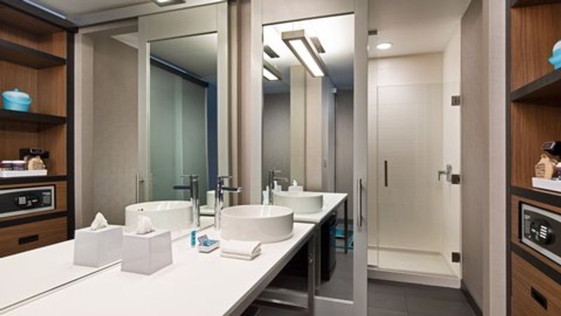 Photo of Aloft Seattle Sea-Tac Airport