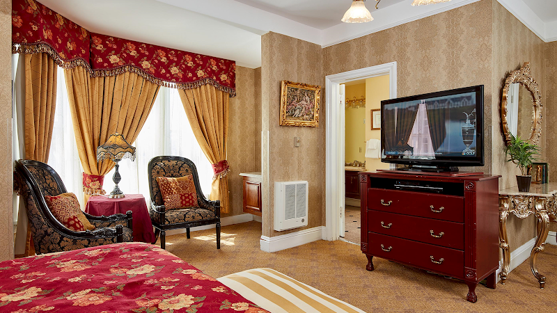 Photo of Queen Anne Hotel