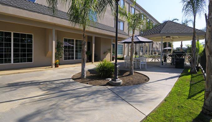 Photo of Holiday Inn Express & Suites Tulare by IHG