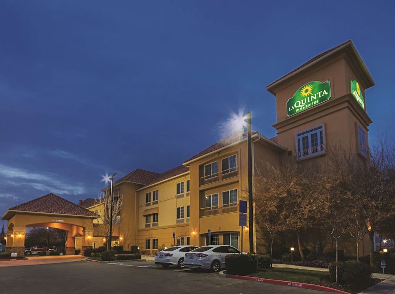 Photo of La Quinta Inn & Suites by Wyndham Fresno Northwest