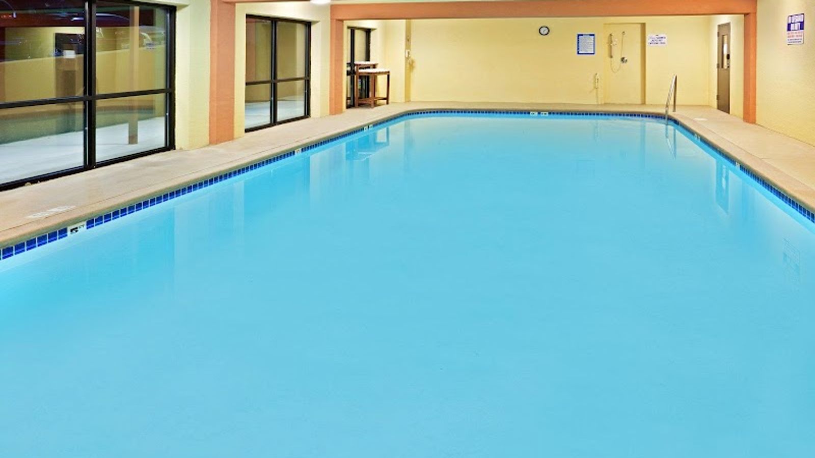 Photo of Holiday Inn Express Portland South - Lake Oswego, an IHG Hotel