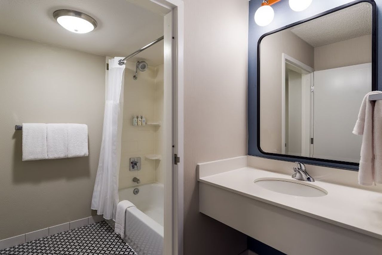 Photo of Sonesta Select San Francisco Airport Oyster Point Waterfront