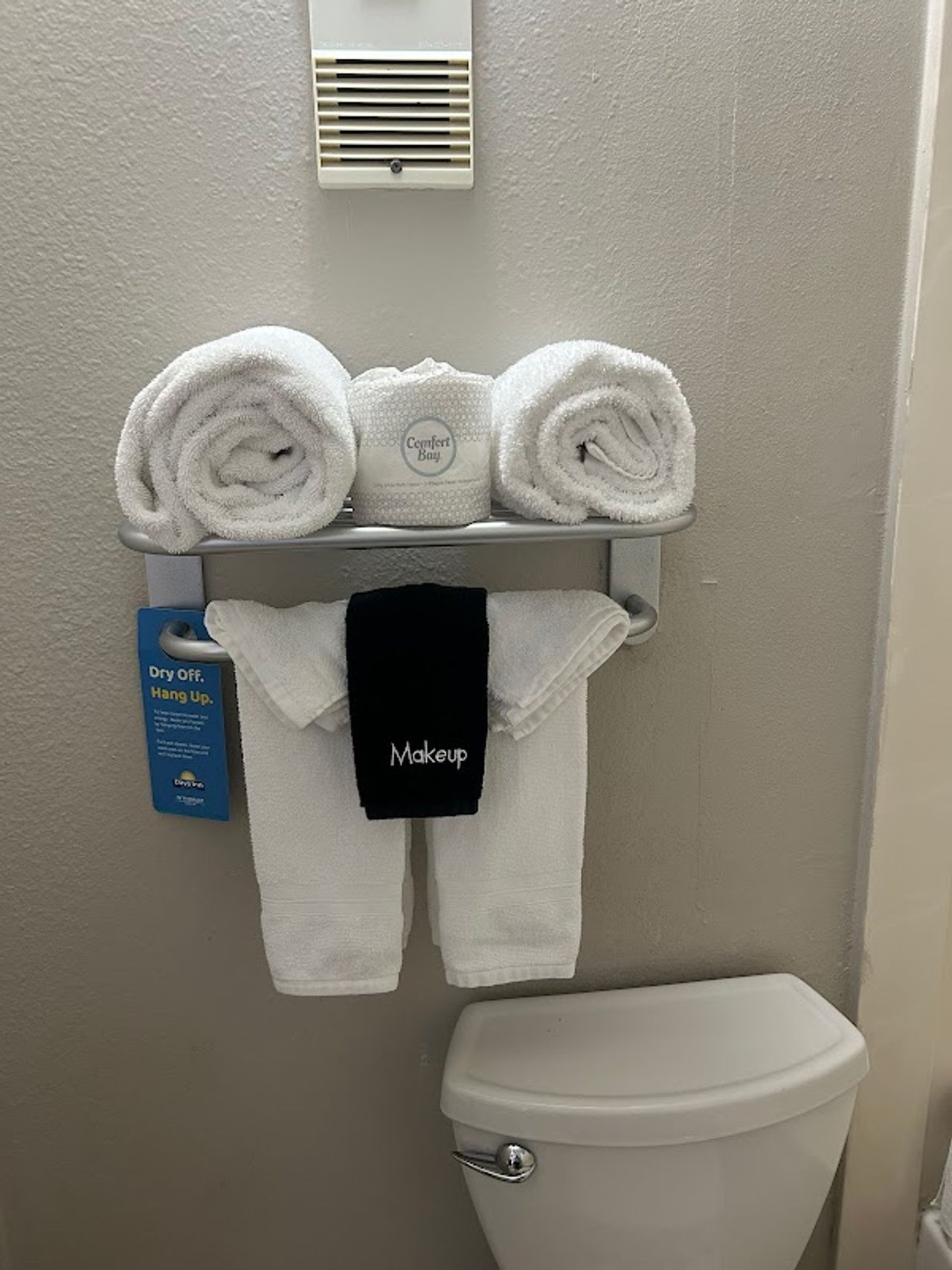 Photo of Days Inn by Wyndham Turlock