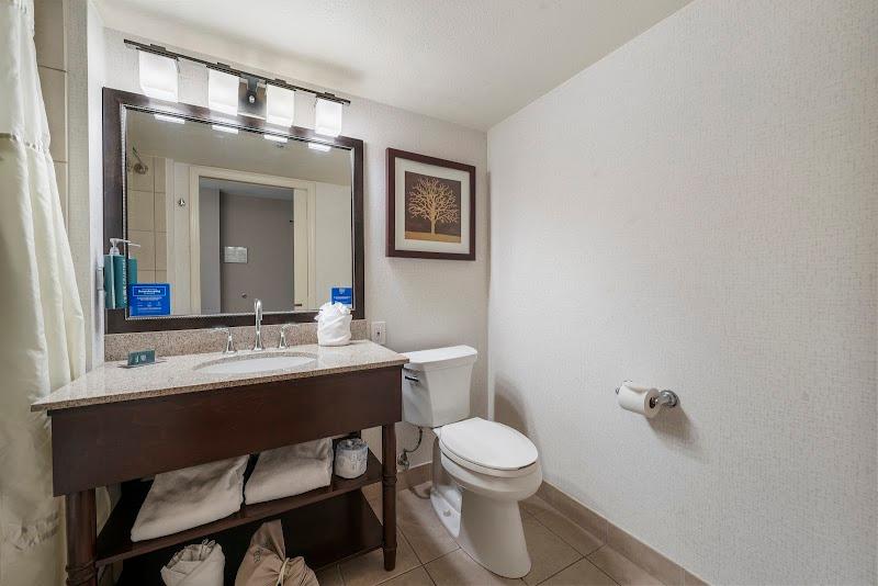 Photo of DoubleTree by Hilton Hotel Modesto