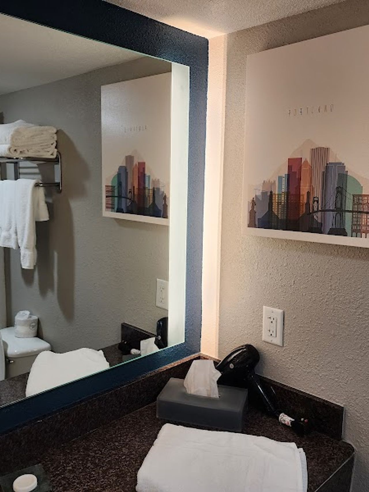 Photo of La Quinta Inn & Suites by Wyndham Vancouver