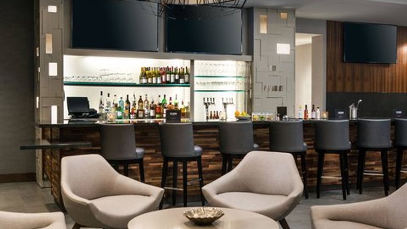 Photo of Courtyard Pullman