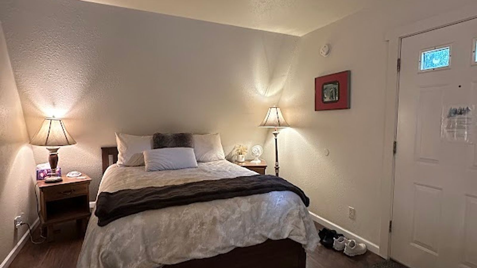 Photo of Mountain Meadows Inn Bed & Breakfast - Hemlock Suite, Queen bed, and a Futon couch (that can be made into a full-bed)