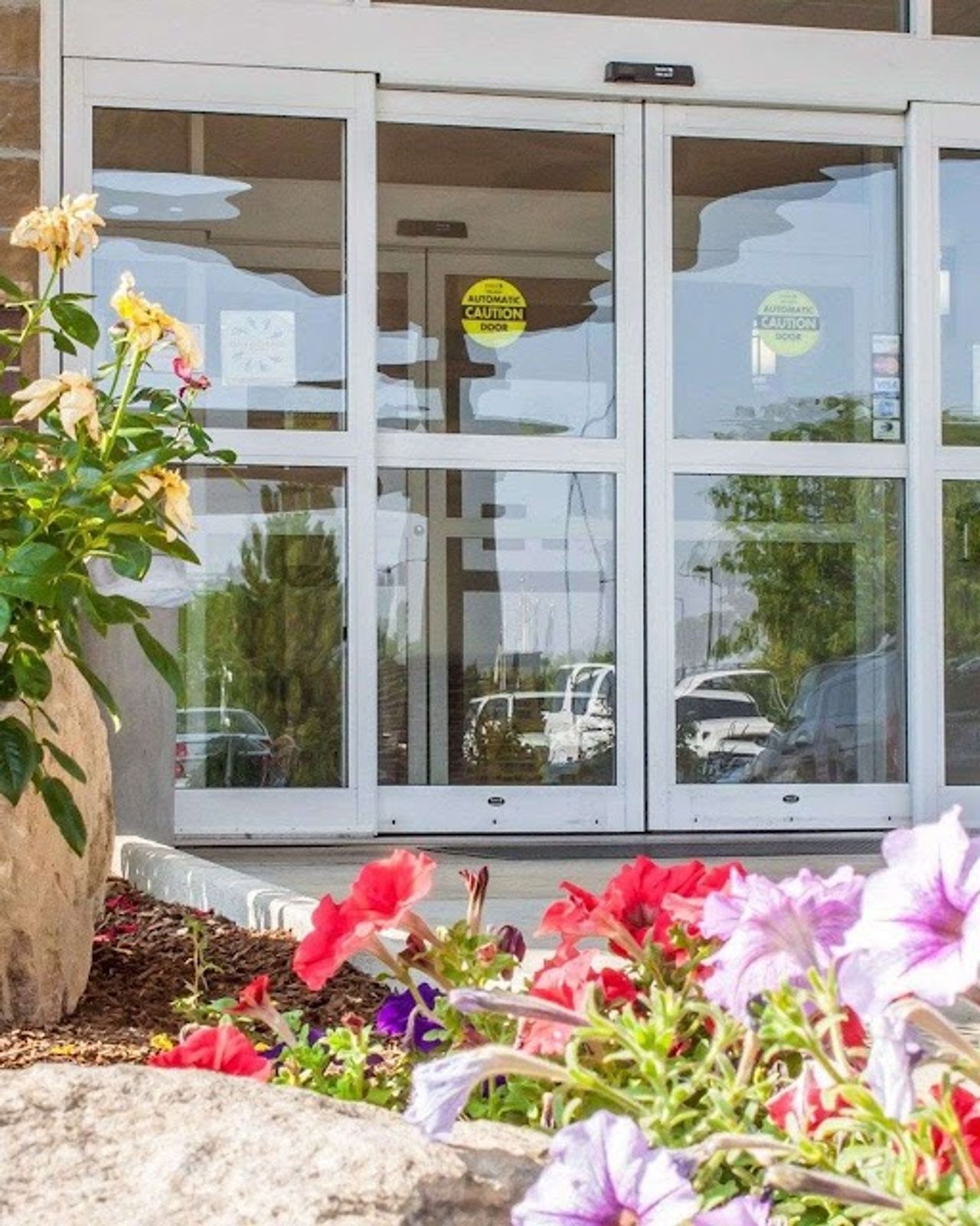 Photo of Comfort Suites Airport