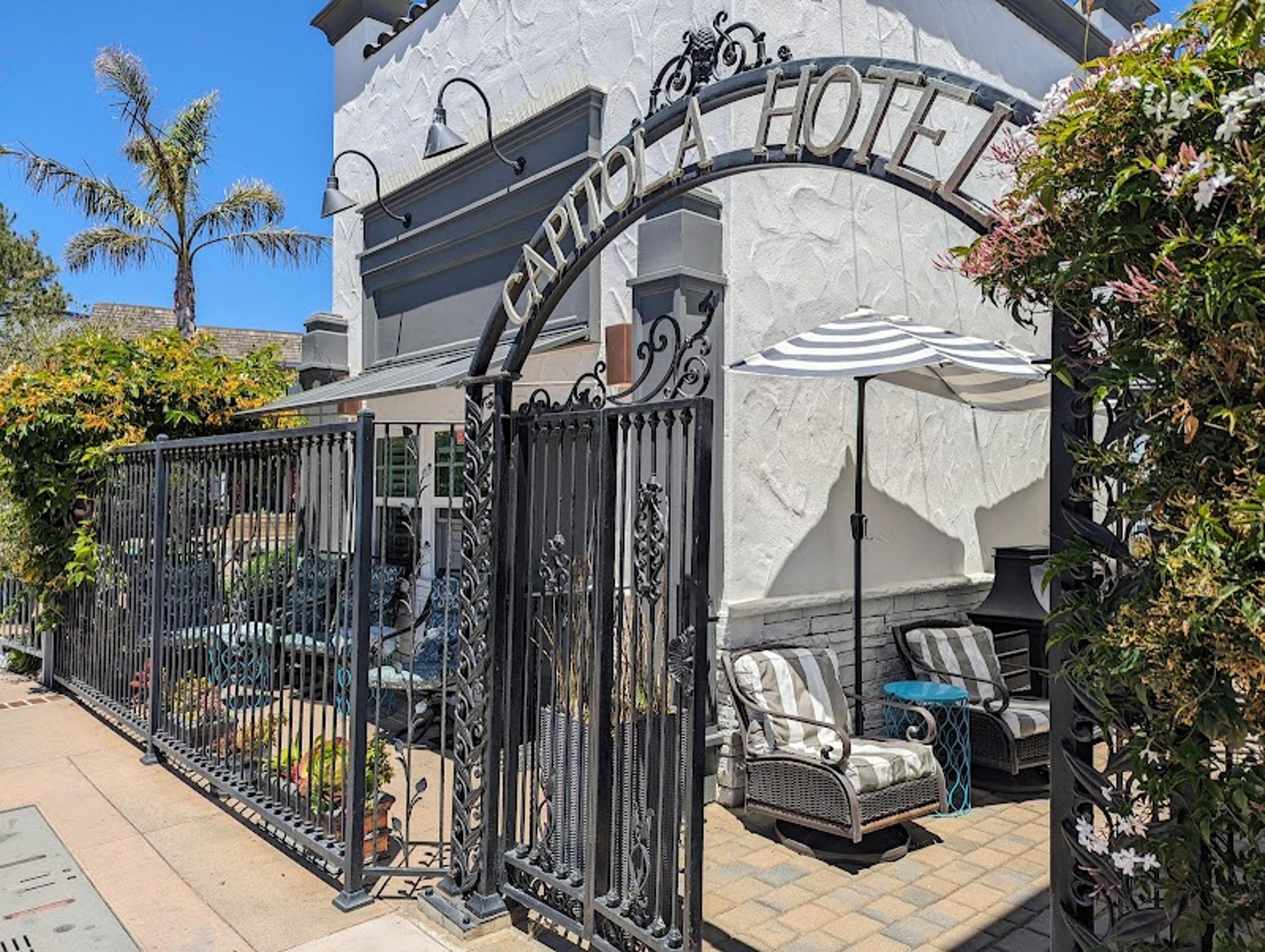 Capitola Hotel