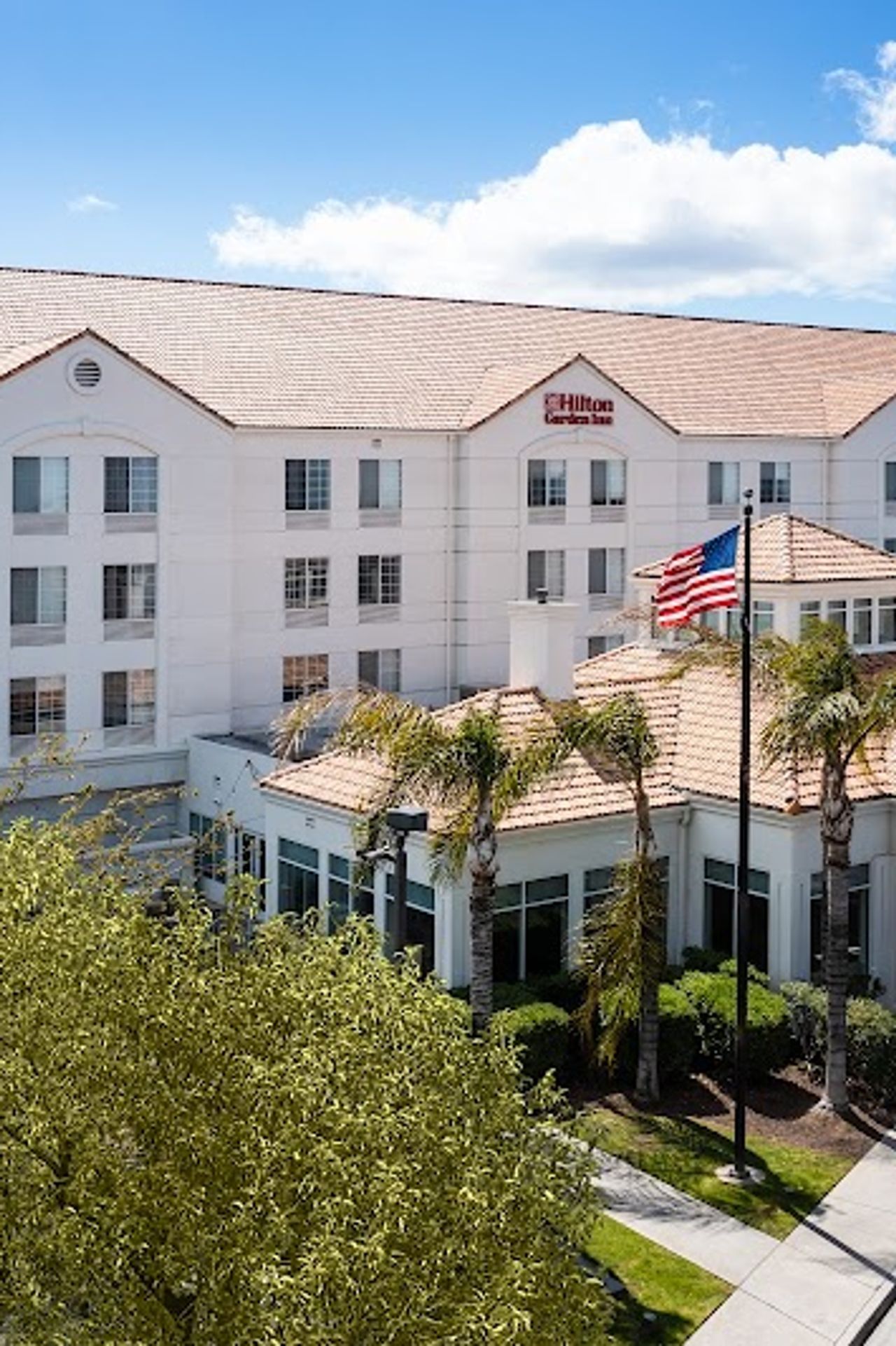 Photo of Hilton Garden Inn Bakersfield