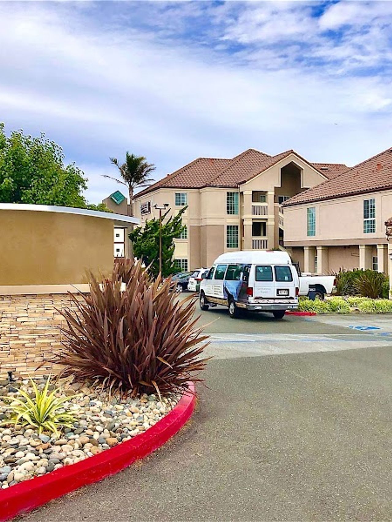 Photo of Sonesta ES Suites San Francisco Airport San Bruno - Exterior