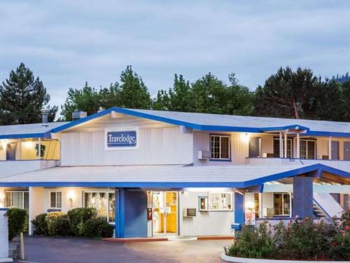 Travelodge by Wyndham Grants Pass