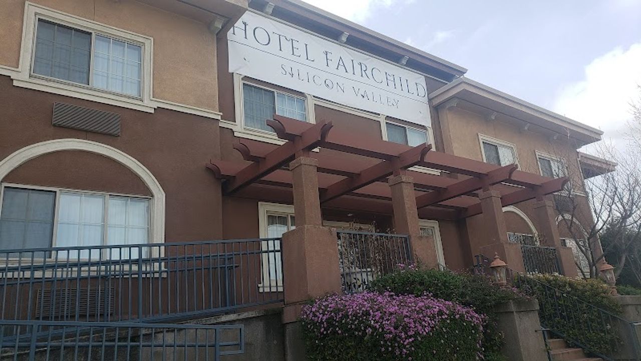 Photo of Holiday Inn Express & Suites Mountain View Silicon Valley, an IHG Hotel