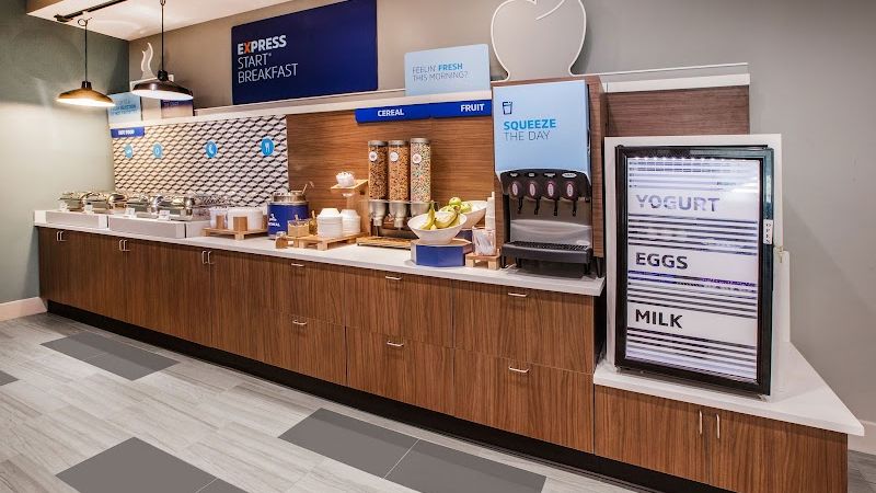 Photo of Holiday Inn Express Vancouver North - Salmon Creek, an IHG Hotel