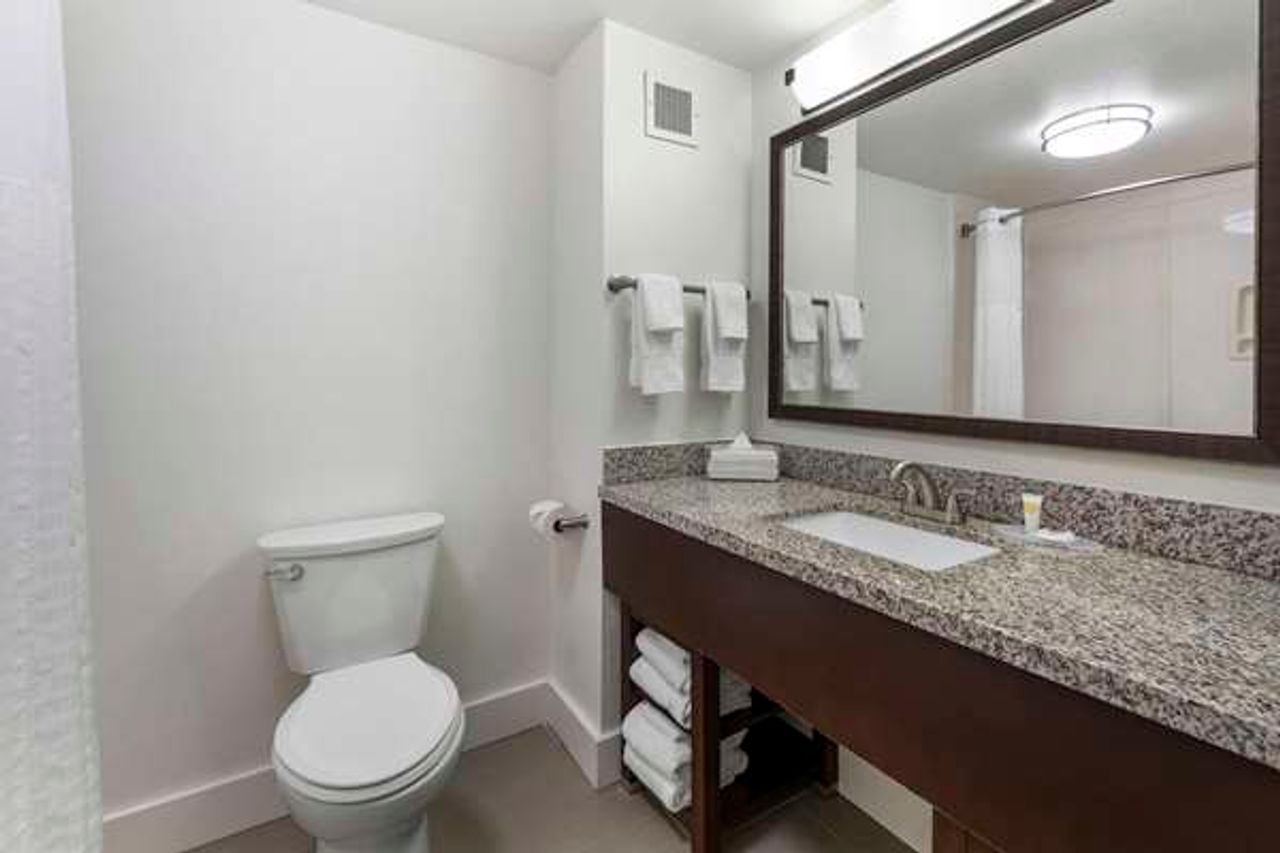 Photo of Comfort Suites