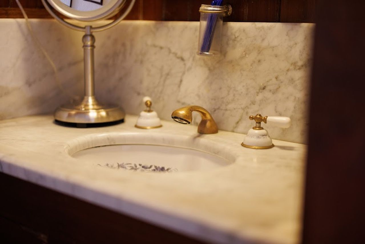 Photo of San Remo Hotel