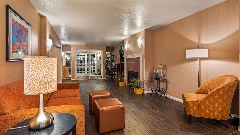 Photo of Best Western Luxury Inn