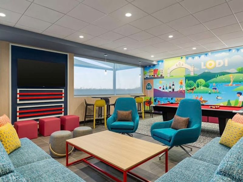 Photo of Tru by Hilton Lodi