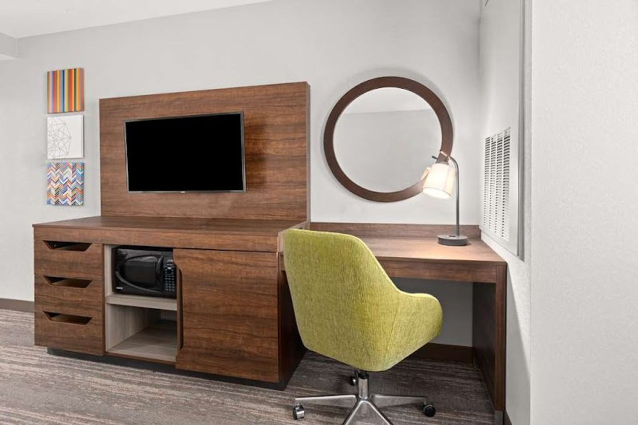 Photo of Hampton Inn & Suites Burlington