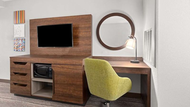 Photo of Hampton Inn & Suites Burlington