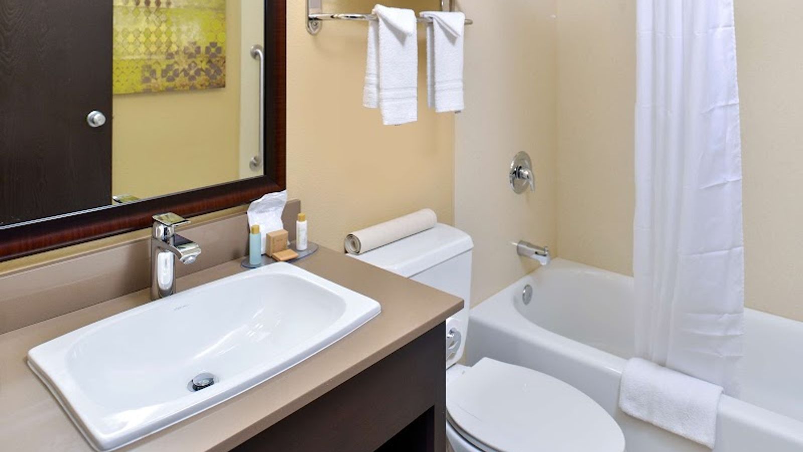 Photo of Best Western Long Beach Inn