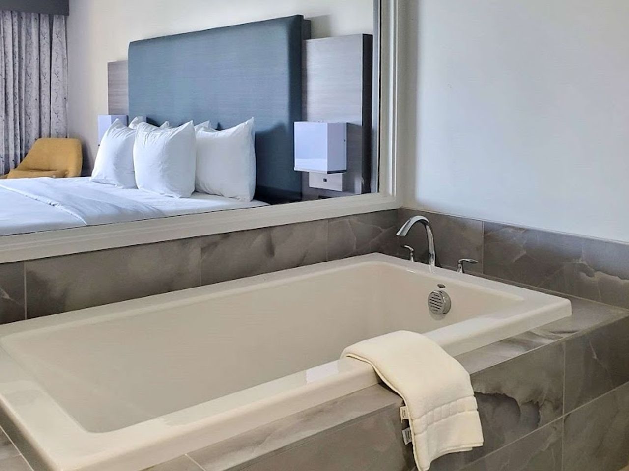 Photo of Hourglass Hotel, Ascend Hotel Collection