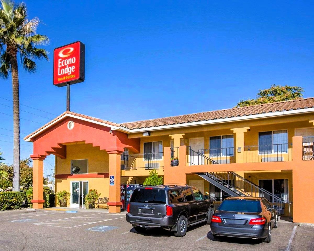 Econo Lodge Inn & Suites Lodi - Wine Country Area