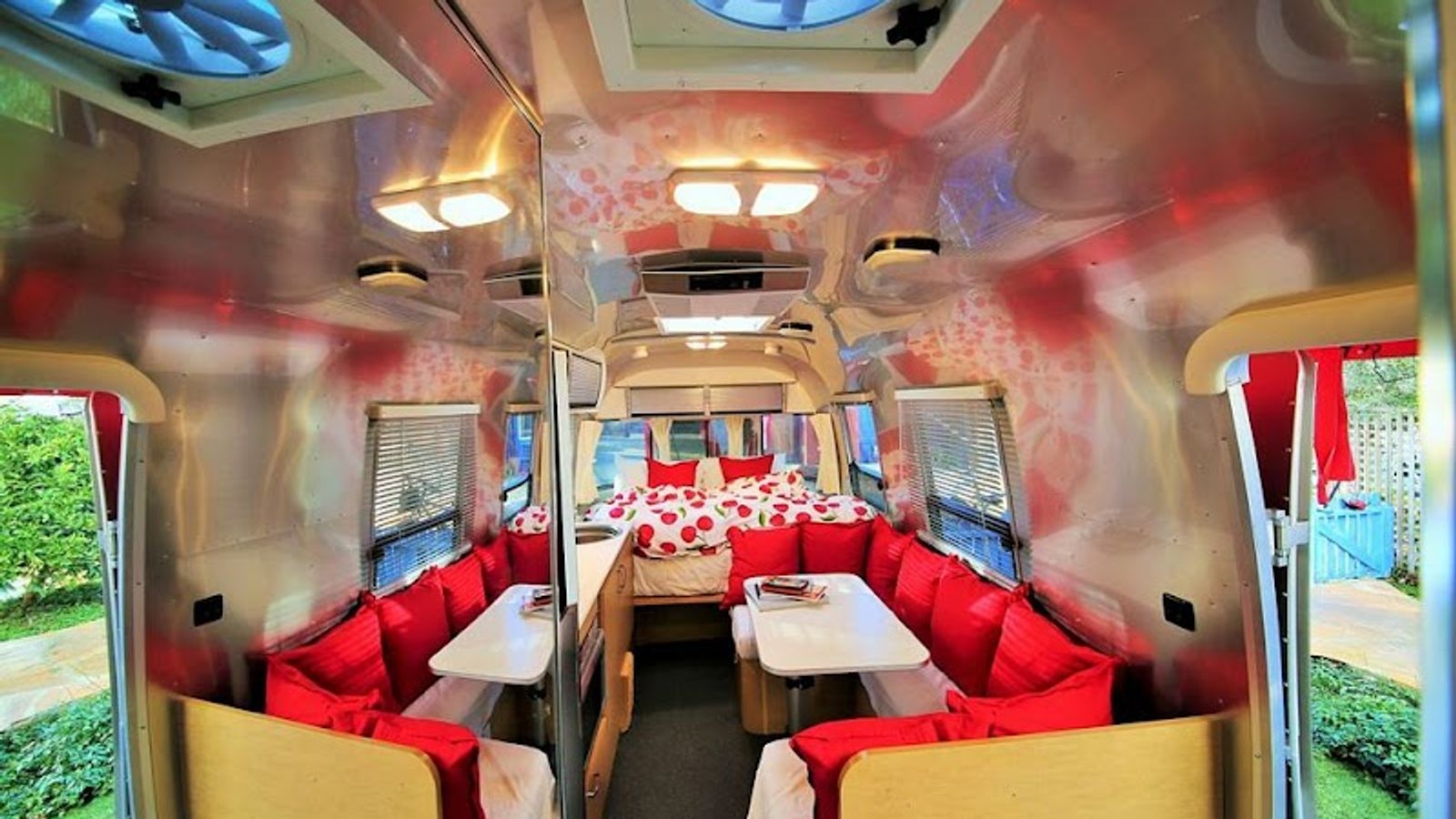 Photo of Metro Hotel & Cafe