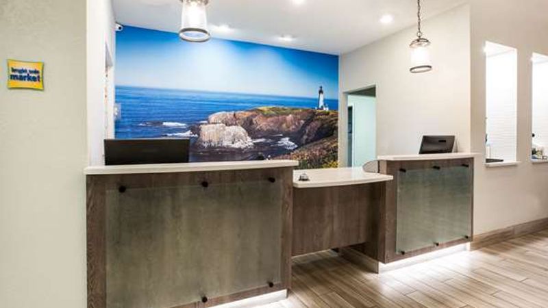 Photo of La Quinta Inn & Suites by Wyndham Newport