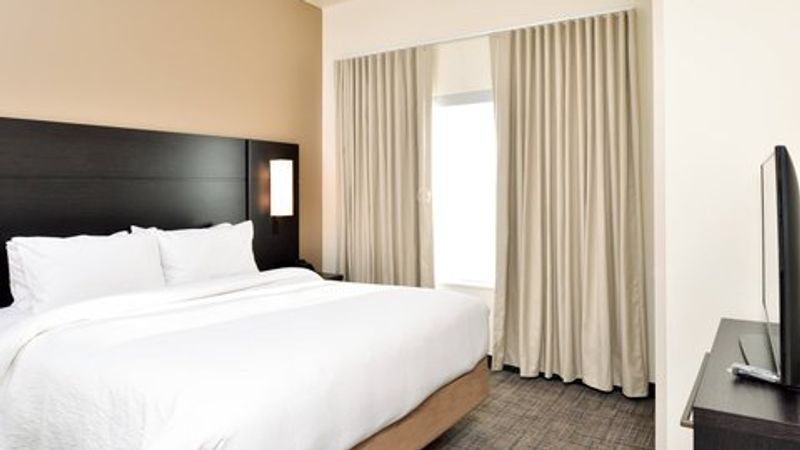 Photo of Residence Inn Bakersfield West