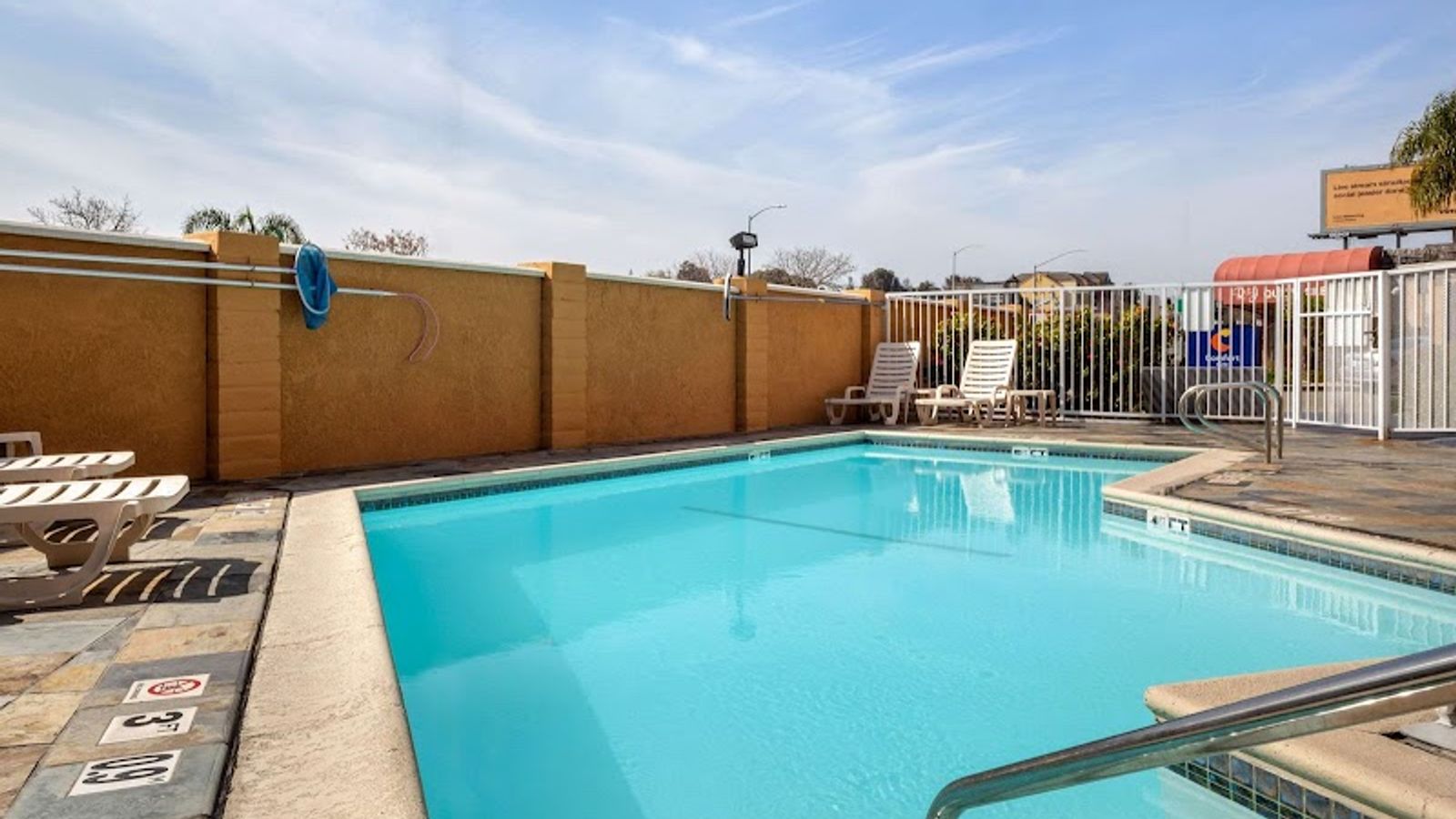 Photo of Comfort Inn Castro Valley