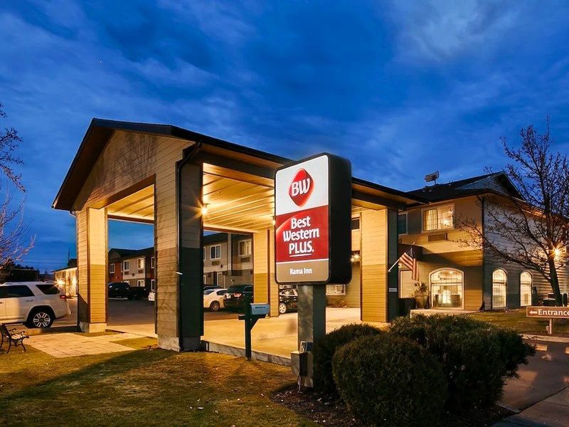 Best Western Plus Rama Inn