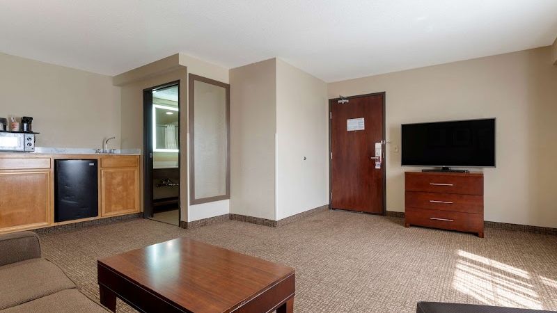Photo of Comfort Suites Downtown Sacramento