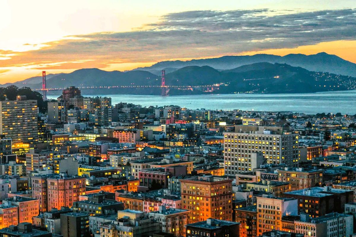 San Francisco & the Golden Gate Bridge at dusk